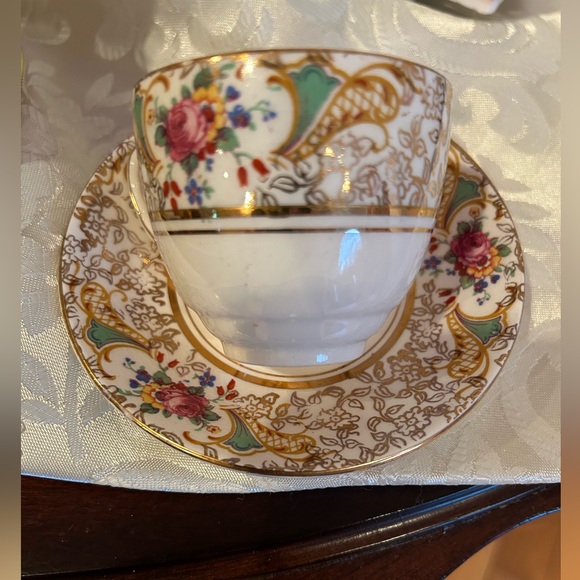Vintage Palissy Pottery tea cup and saucer in excellent condition. - Picture 6 of 8